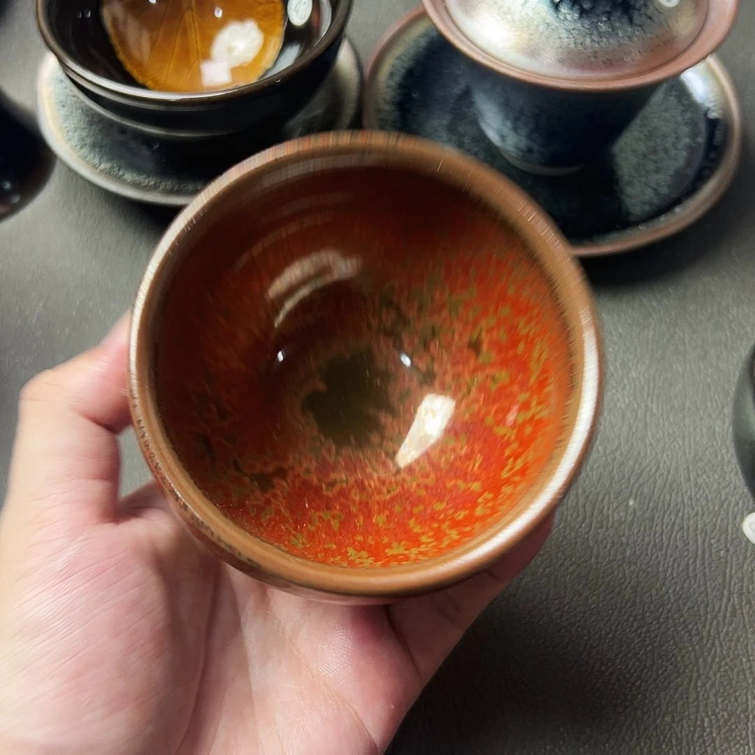 茶盏好想和她谈心聊天的样子