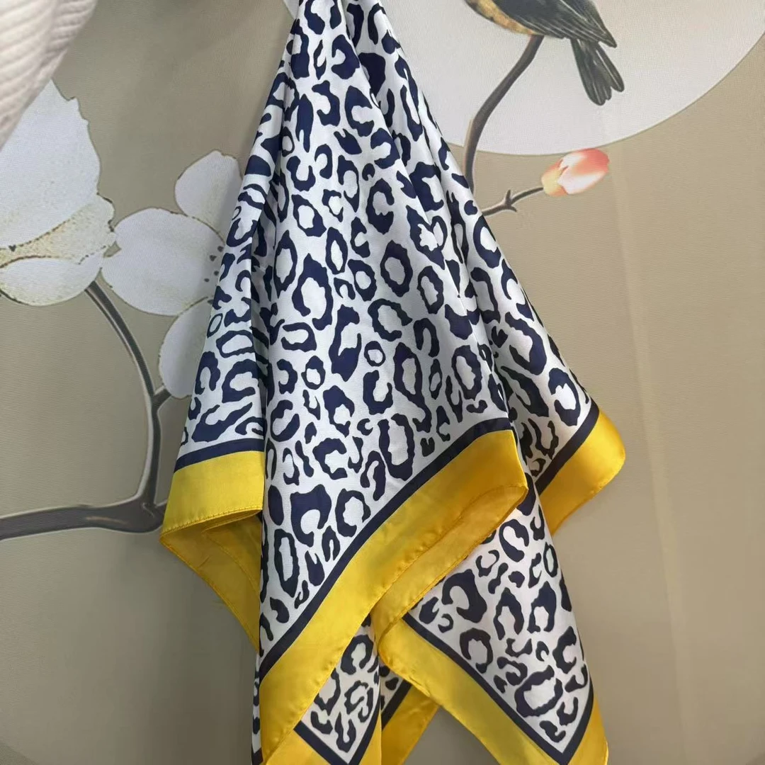 【时尚豹纹】70新款方巾尺寸女丝巾AS1164