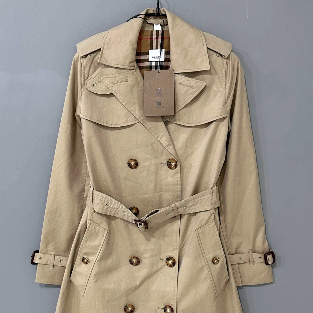 未使用 BURBERRY/博柏利 全新 双排扣伊斯灵顿风衣/uk4/03958