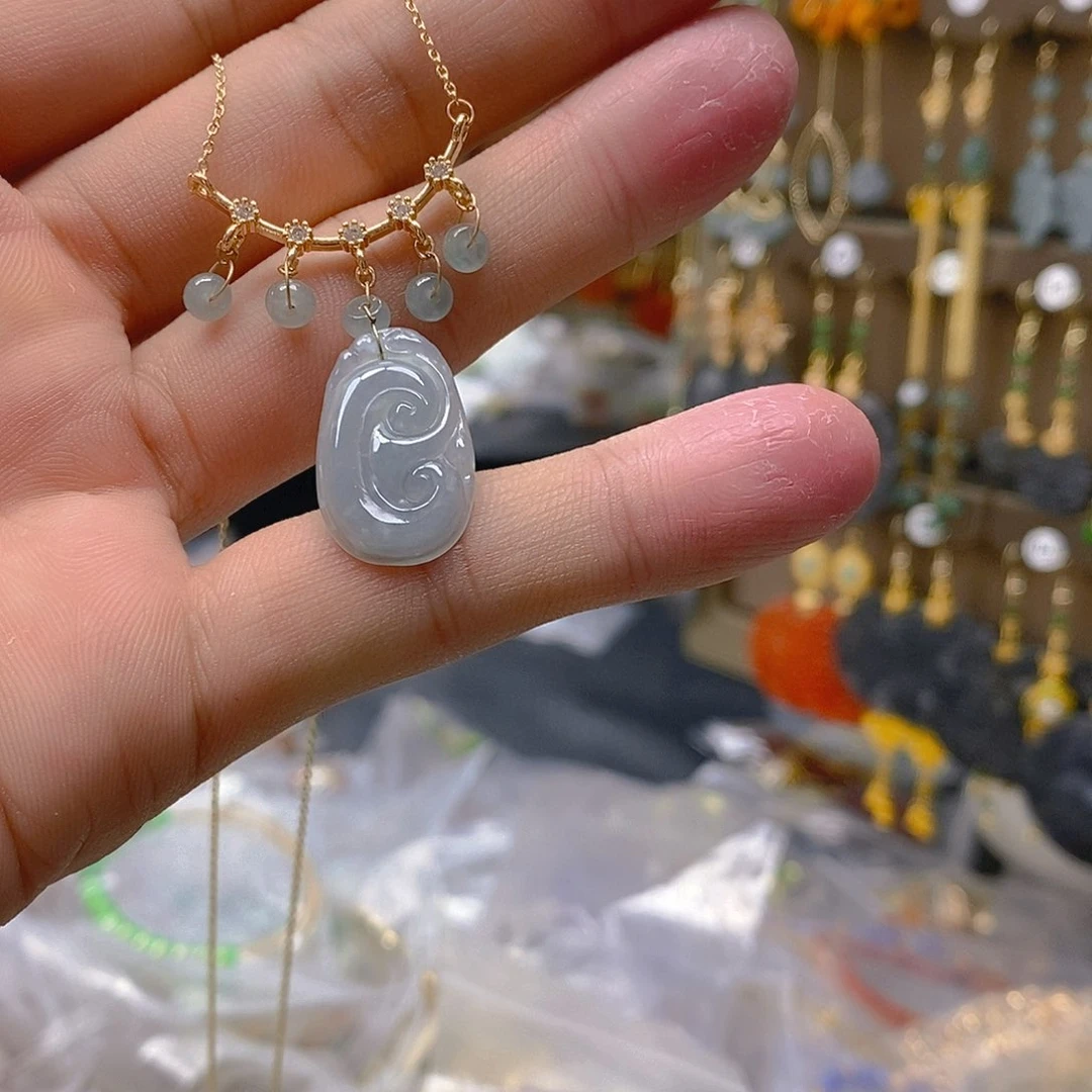 翡翠合金耳饰翡翠