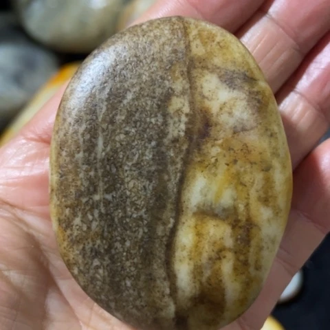 和田玉未镶嵌把件35