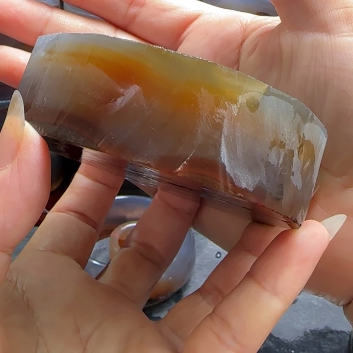 南***姐定制玛瑙手镯定制