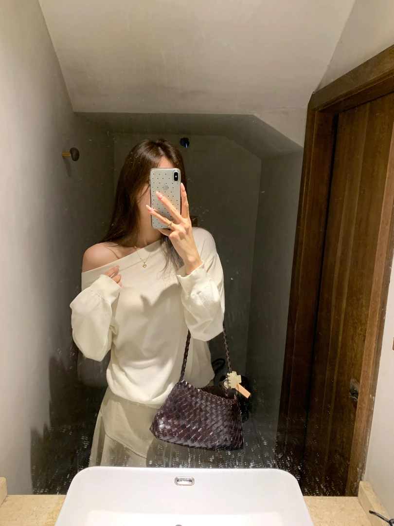 秋季新款纯欲慵懒风女装韩版斜肩少女风长袖T恤法式高腰裙子套装