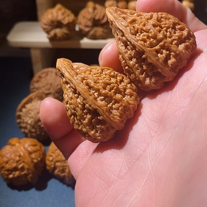 文玩核桃把件34塔尖