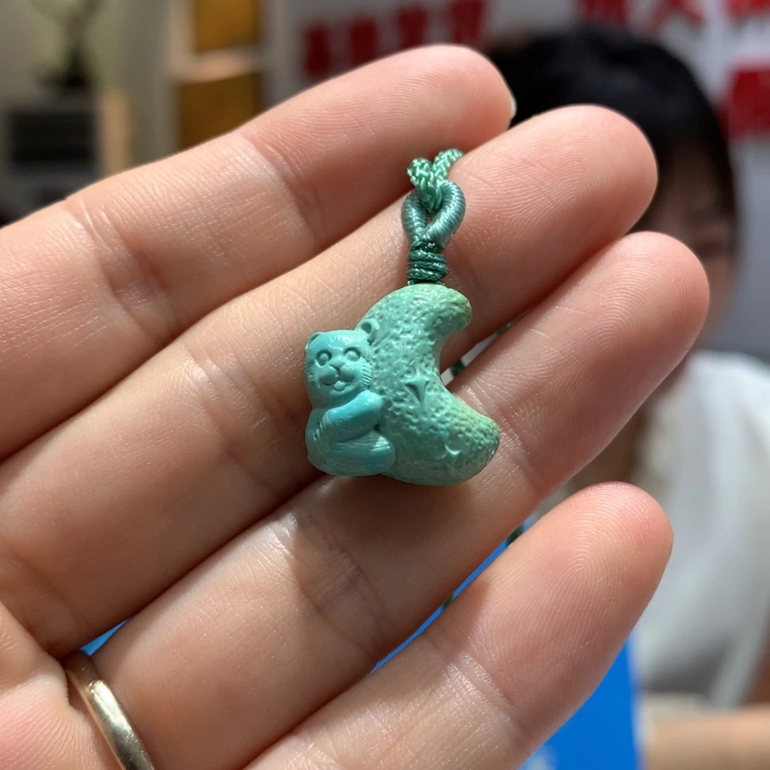 绿松石配饰未镶嵌