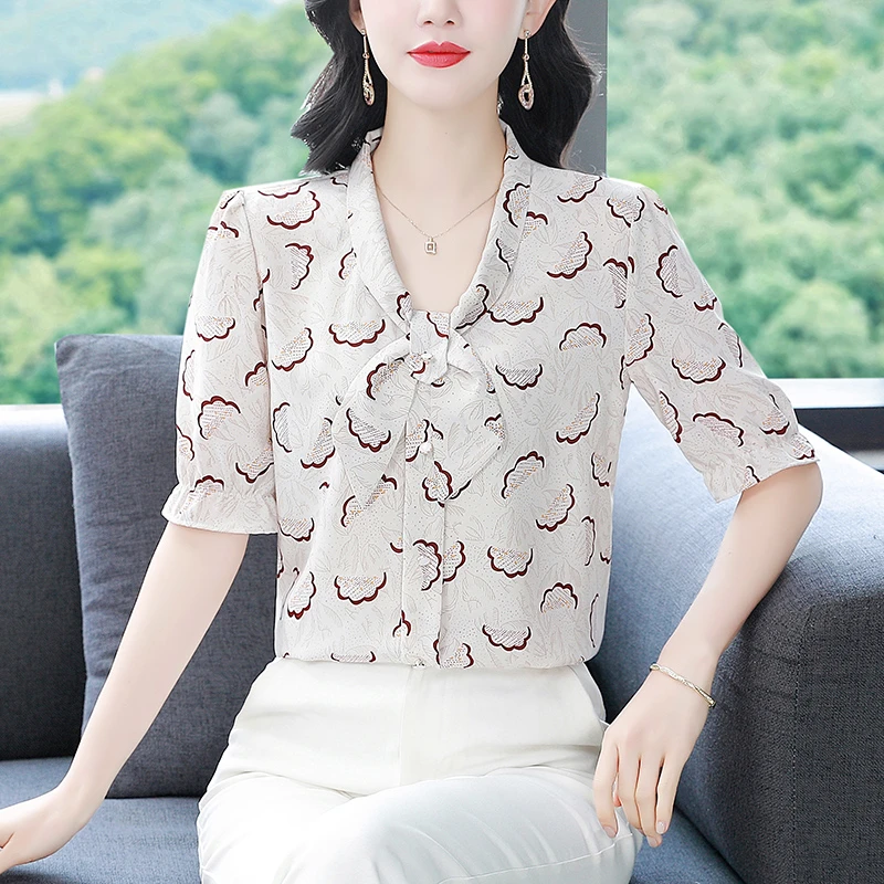 2025时尚妈妈装夏季新款短袖蝴蝶结款百搭小衫雪纺衫显瘦