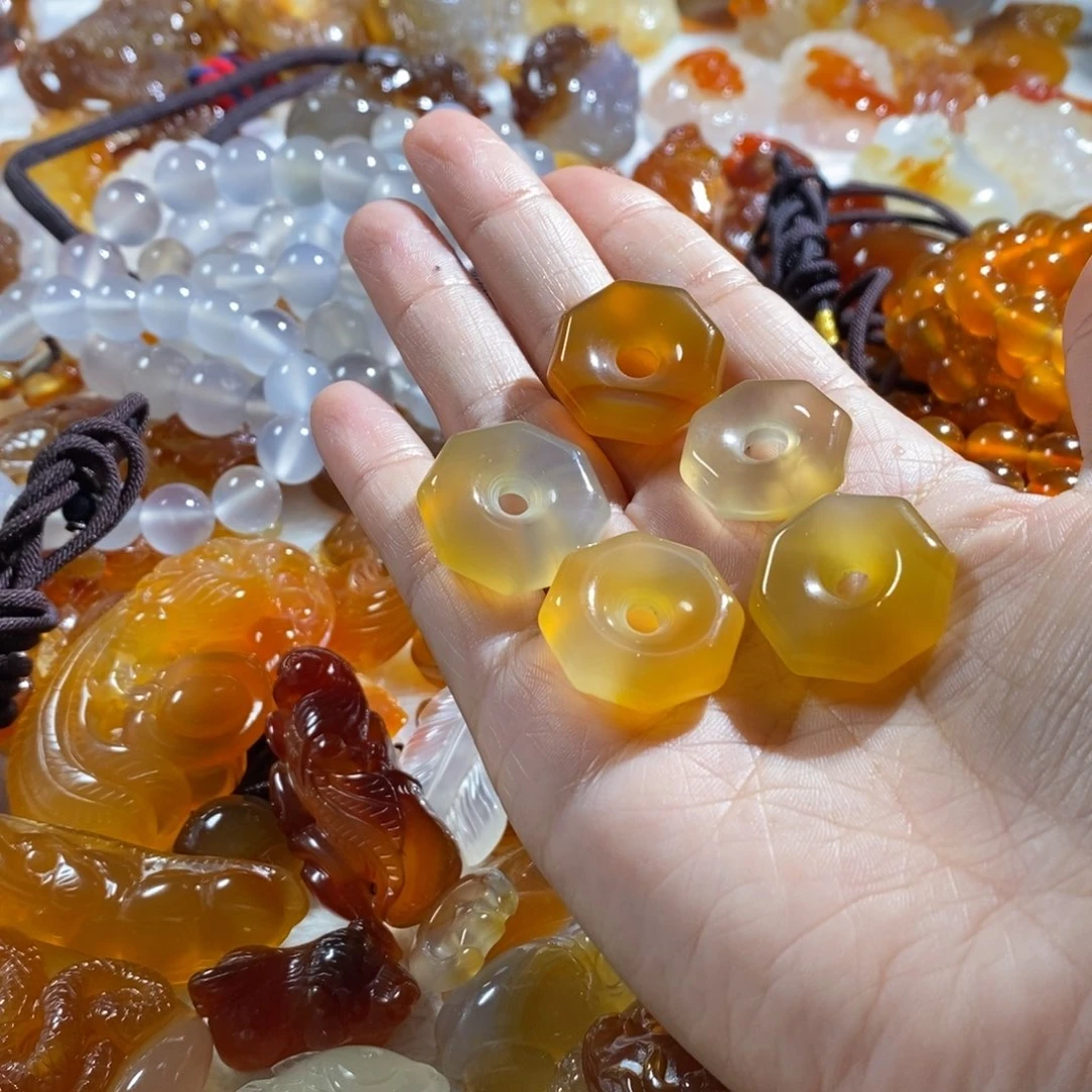 是***！玛瑙/玉髓未镶嵌玛瑙平安扣