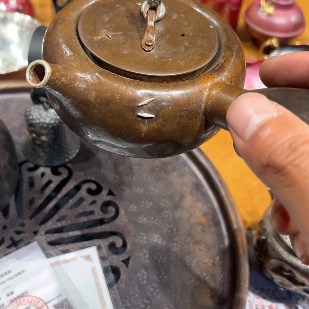 左*200铜调子手工锻打工艺