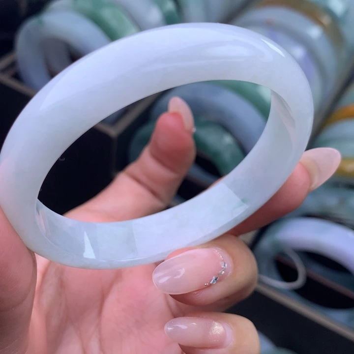 翡翠未镶嵌手镯贵妃55