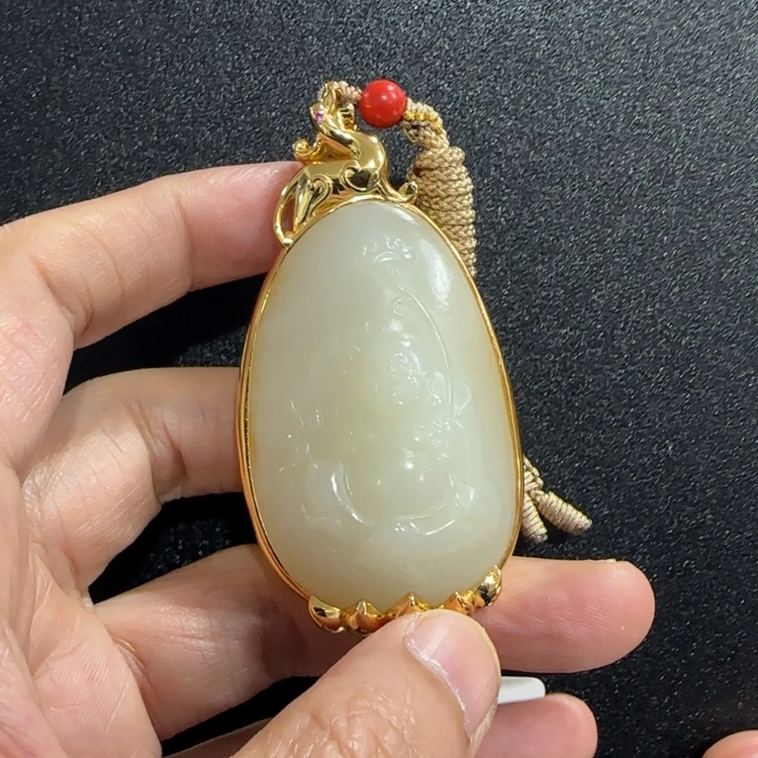 和田玉未镶嵌挂件