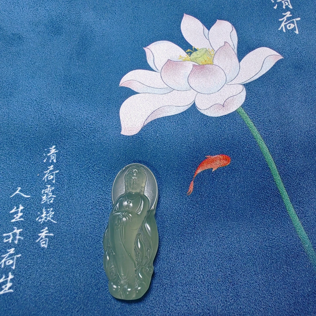 岫玉颈饰天然玉石