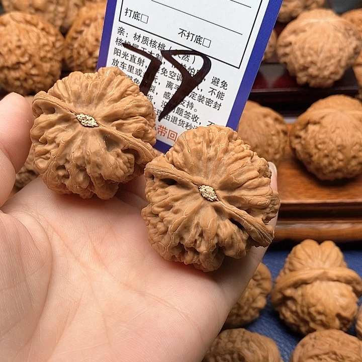 桃核吊坠蓝****懒粗筋狮子头43