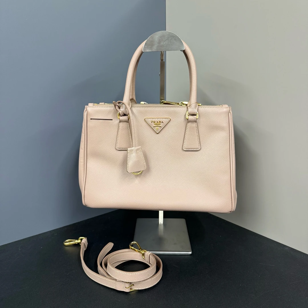 95新 Prada/普拉达 单肩包15528099