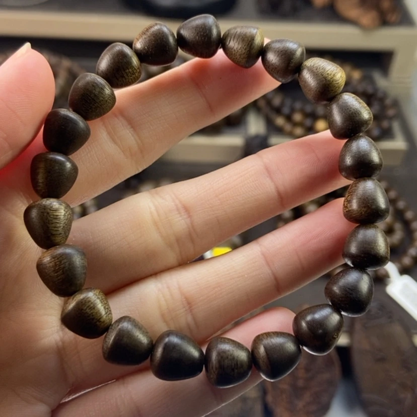 【闪购商品】沉香手串欣***学越南芽庄白棋