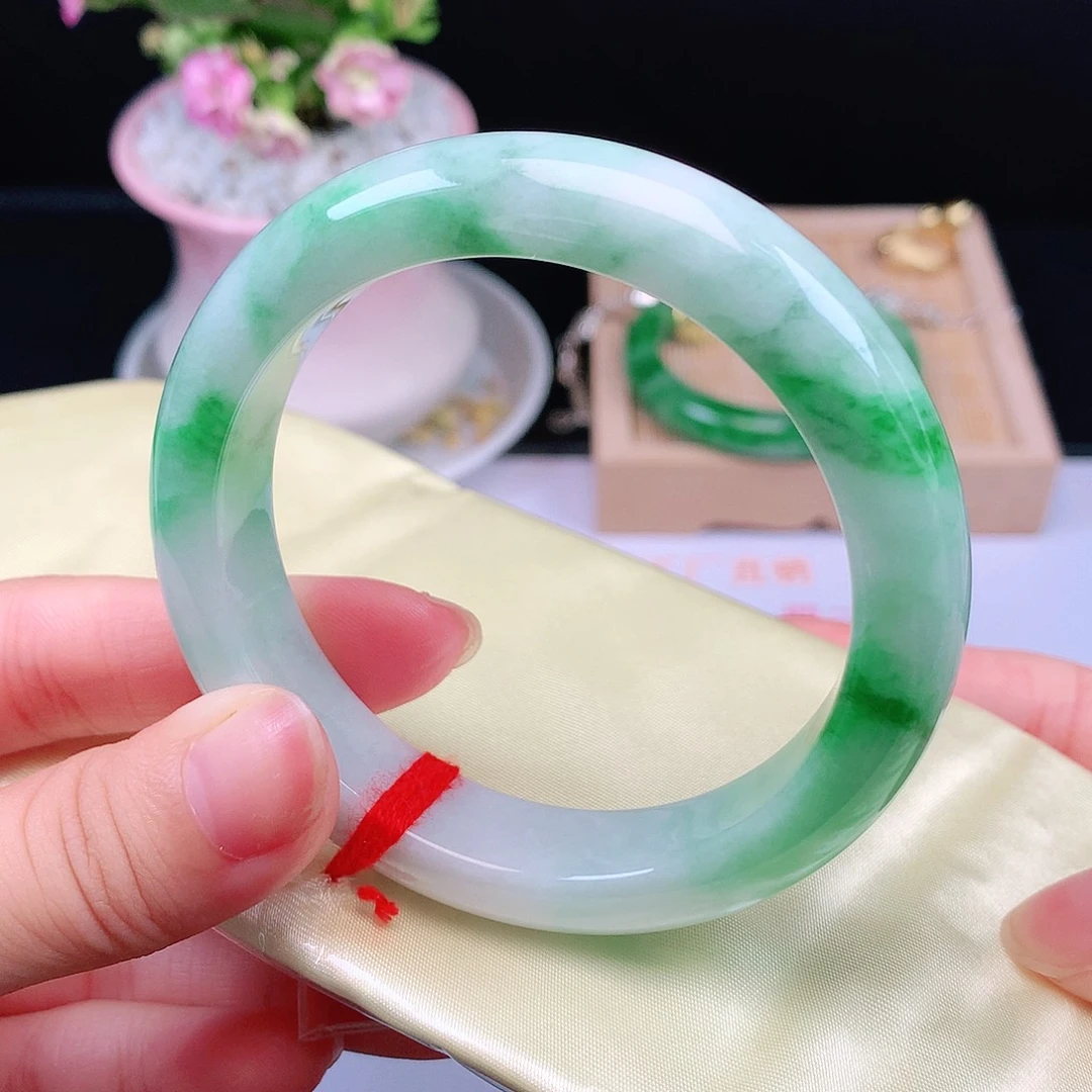 翡翠未镶嵌手镯1708