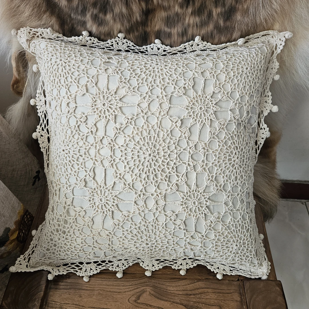 手工钩针镂空靠枕套田园风办公室午睡抱枕套美式家用简约正方形