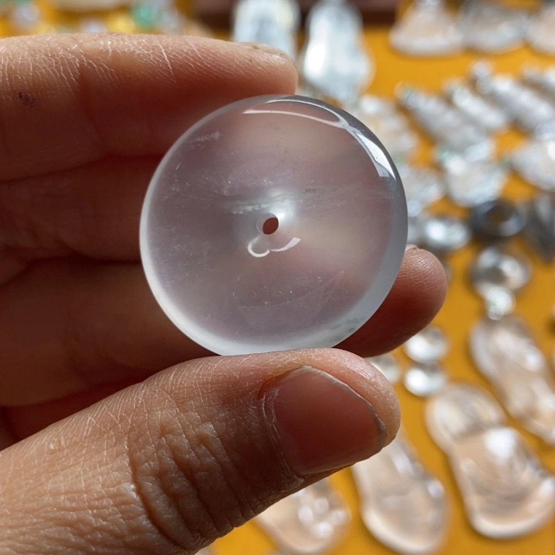 石英质玉颈饰未镶嵌