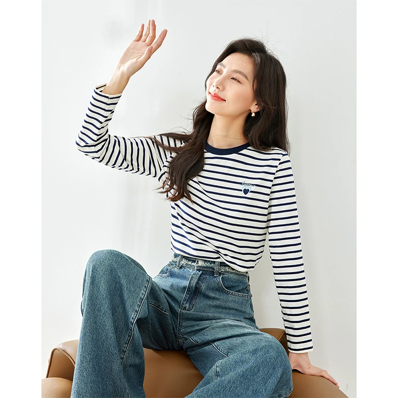 *梵希蔓条纹长袖t恤女遮肚子打底衫减龄漂亮洋气V7693