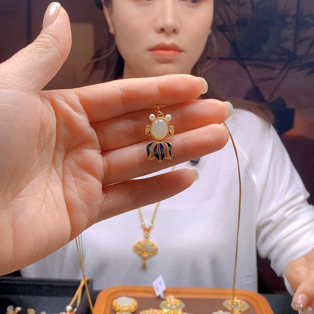 和田玉银S925镶嵌颈饰