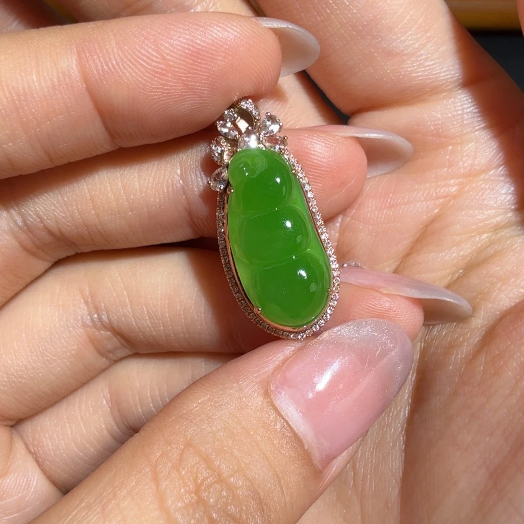 和田玉18K金镶嵌吊坠(不含链)