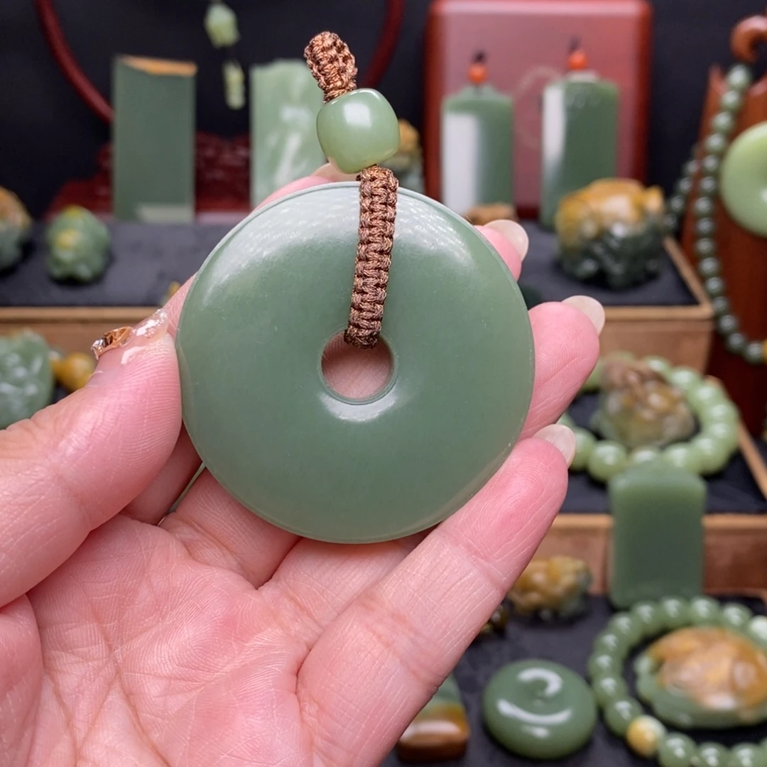 岫岩老玉（透闪石质玉）未镶嵌把件