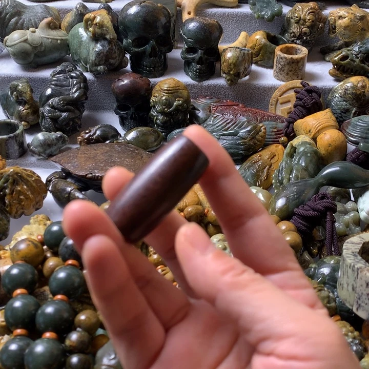 未镶嵌岫岩河磨玉（透闪石质玉）笔搁