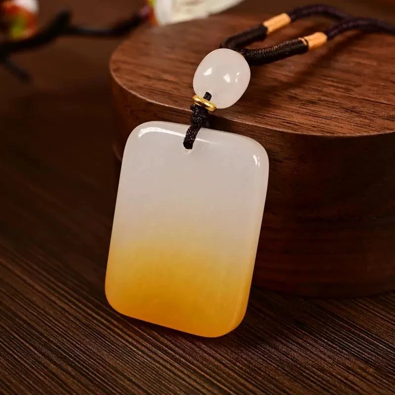 （35mmx25mm）天然黄色玉无事牌吊坠男女款金丝玉无事牌