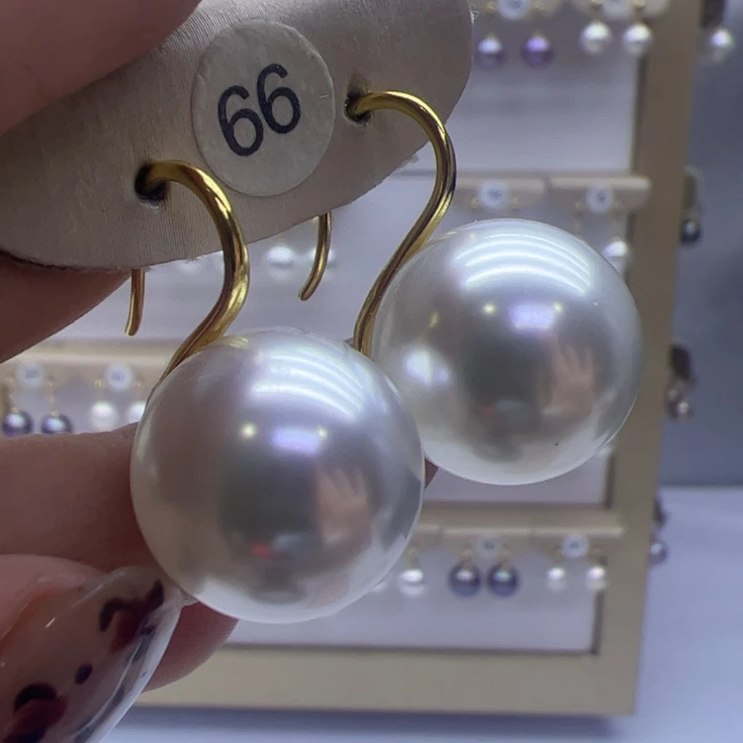 淡水珍珠耳饰18K金镶嵌