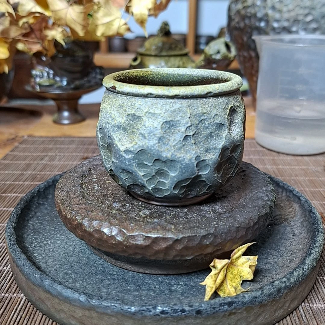 坭兴陶纯柴烧锤纹杯120c，微瑕