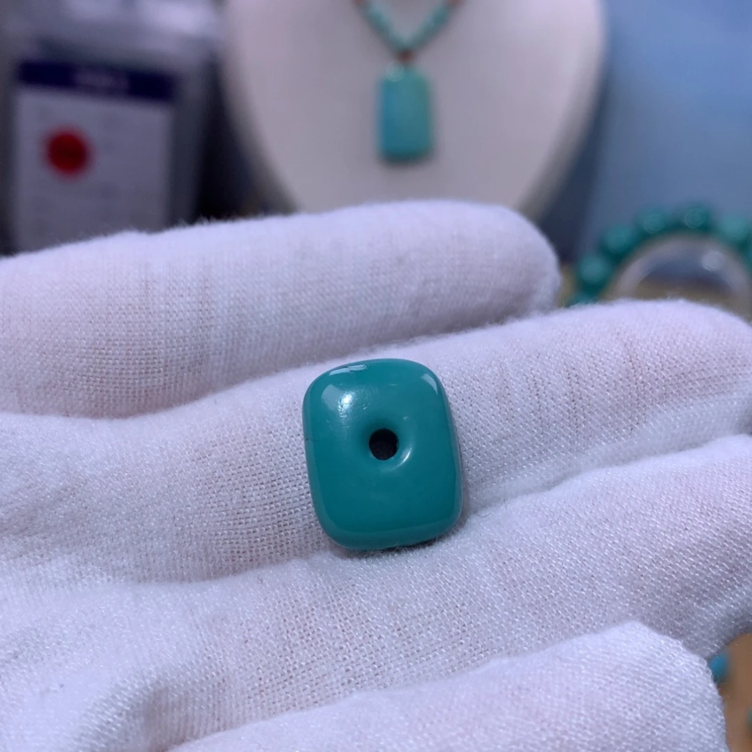 绿松石未镶嵌珠宝奇石15