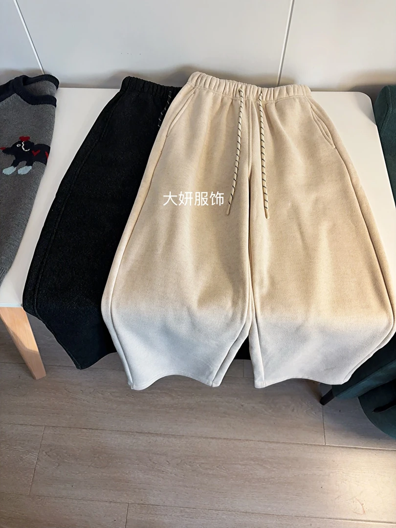 椰蓉奶奶裤。绵羊毛加厚！小个子保暖加厚松紧腰百搭休闲九分奶奶裤