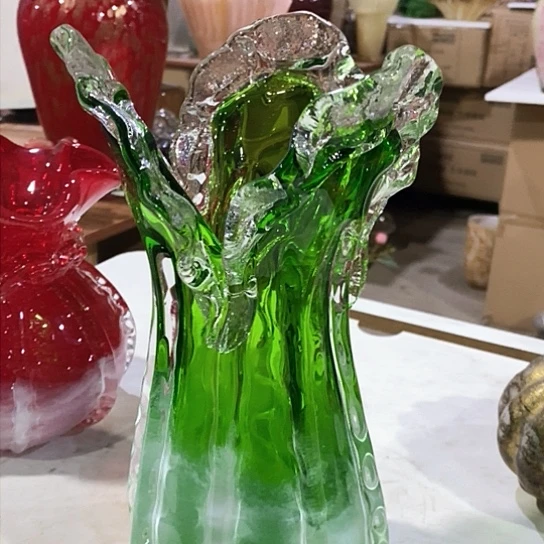 琉璃高度28厘米翡翠绿白菜花瓶