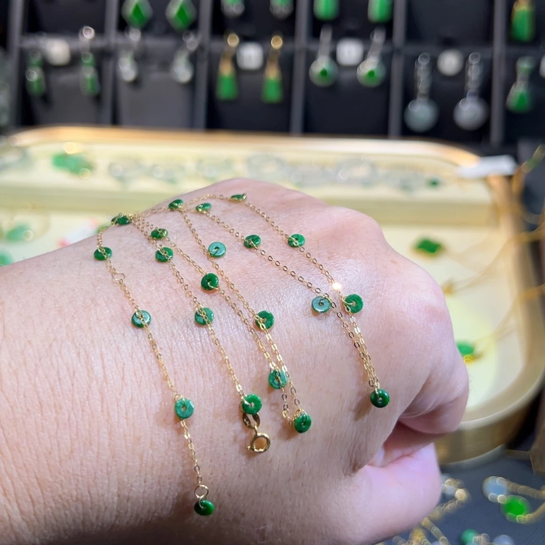 翡翠18K金镶嵌颈饰满天星45c m