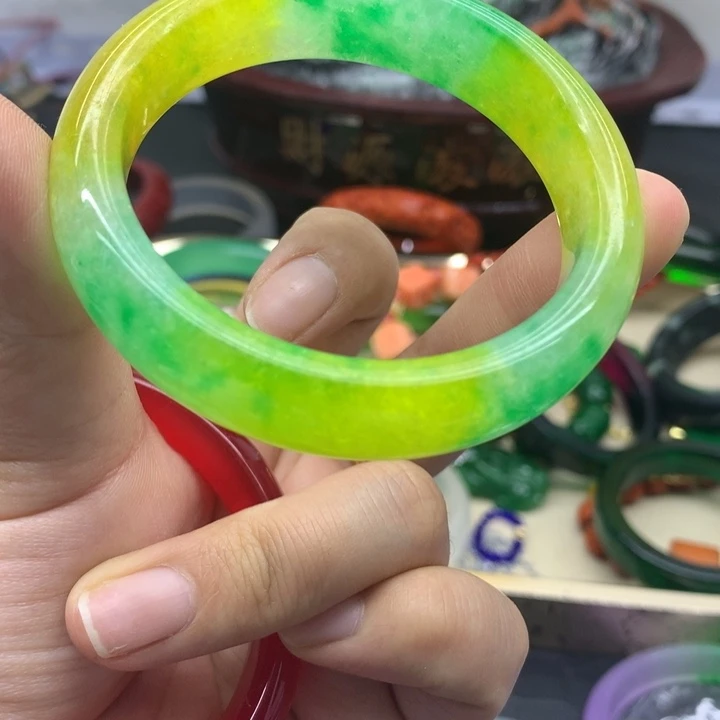 树脂制品吊坠尺寸