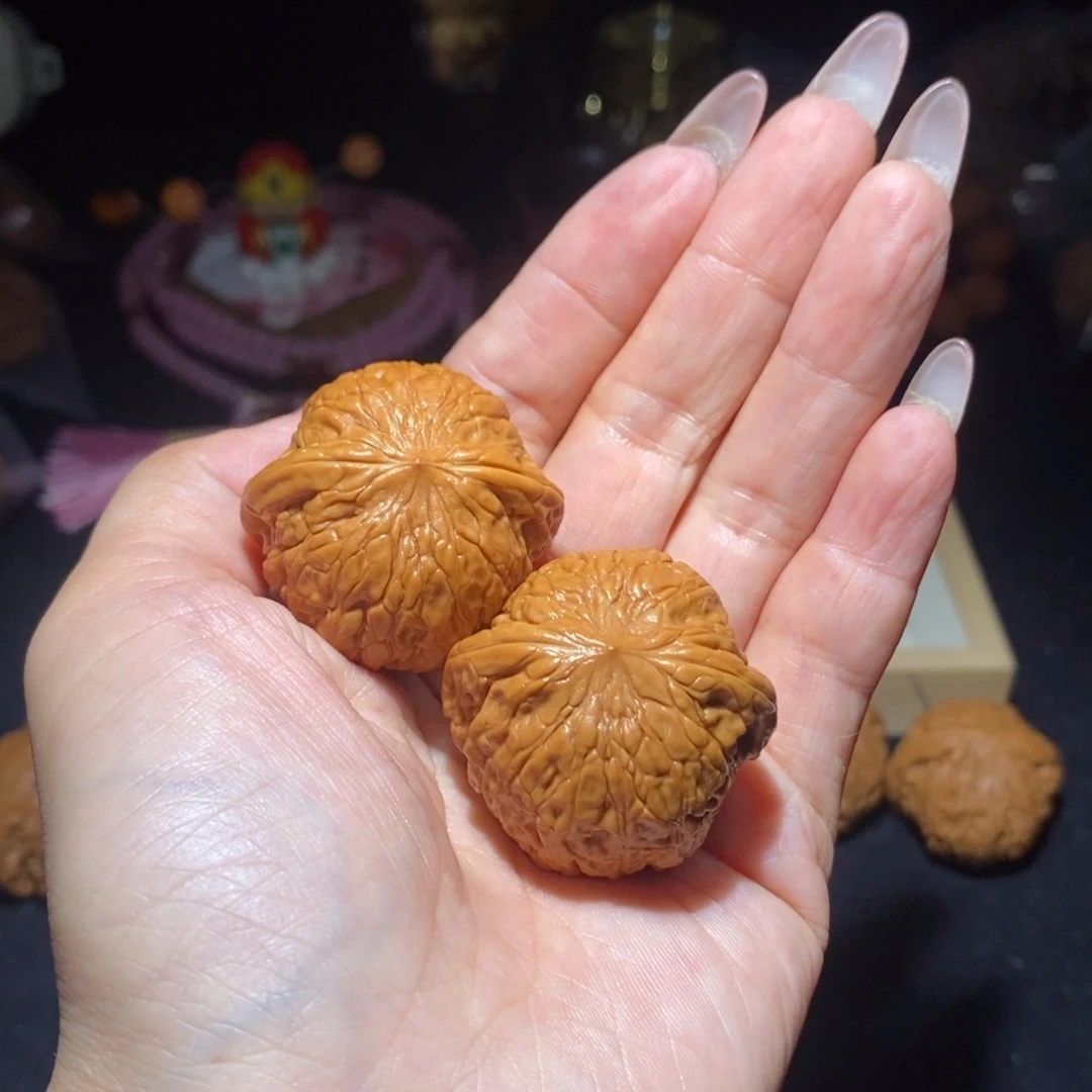 文玩核桃吊坠铁锤妹妹37+