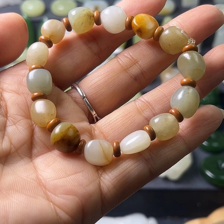 和田玉（子料）未镶嵌手链