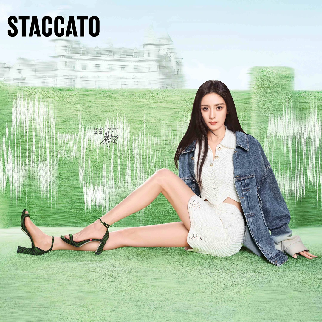 【杨幂同款】【一秒入夏】思加图夏细致绒面一字带高跟凉鞋女EWA01BY4