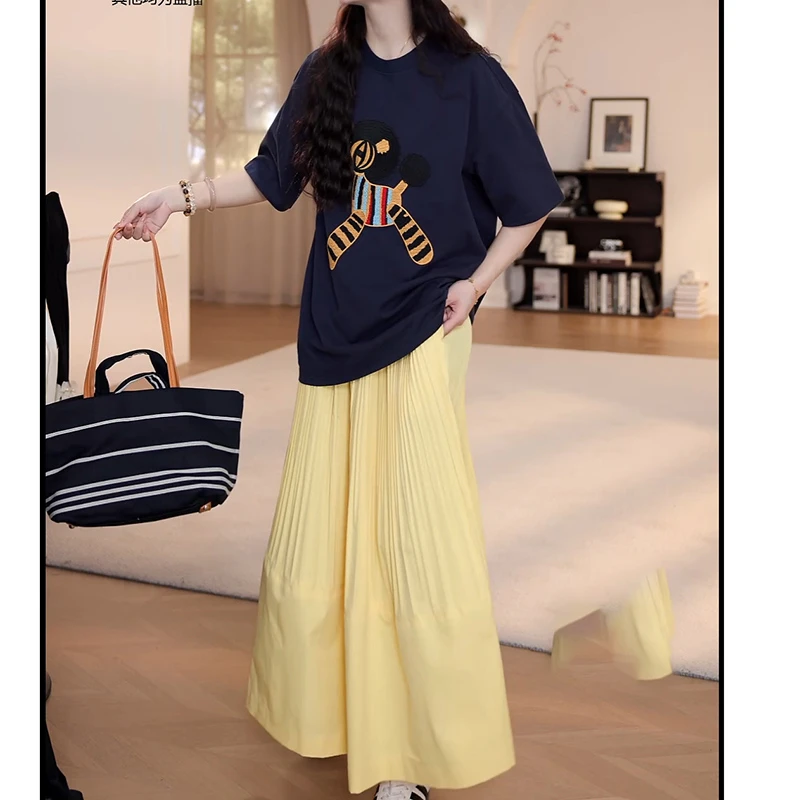 2025春夏新款刺绣宽松短袖t+休闲褶皱A字半身裙两件套LK2502578