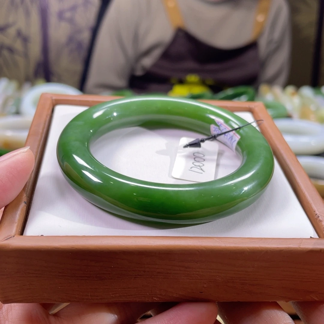 和田玉未镶嵌手镯53胖圆