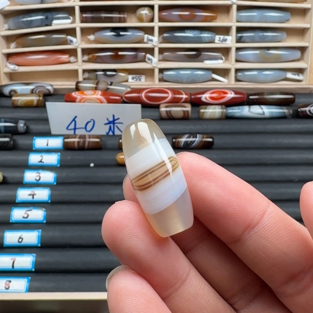 世***界玛瑙/玉髓未镶嵌颈饰