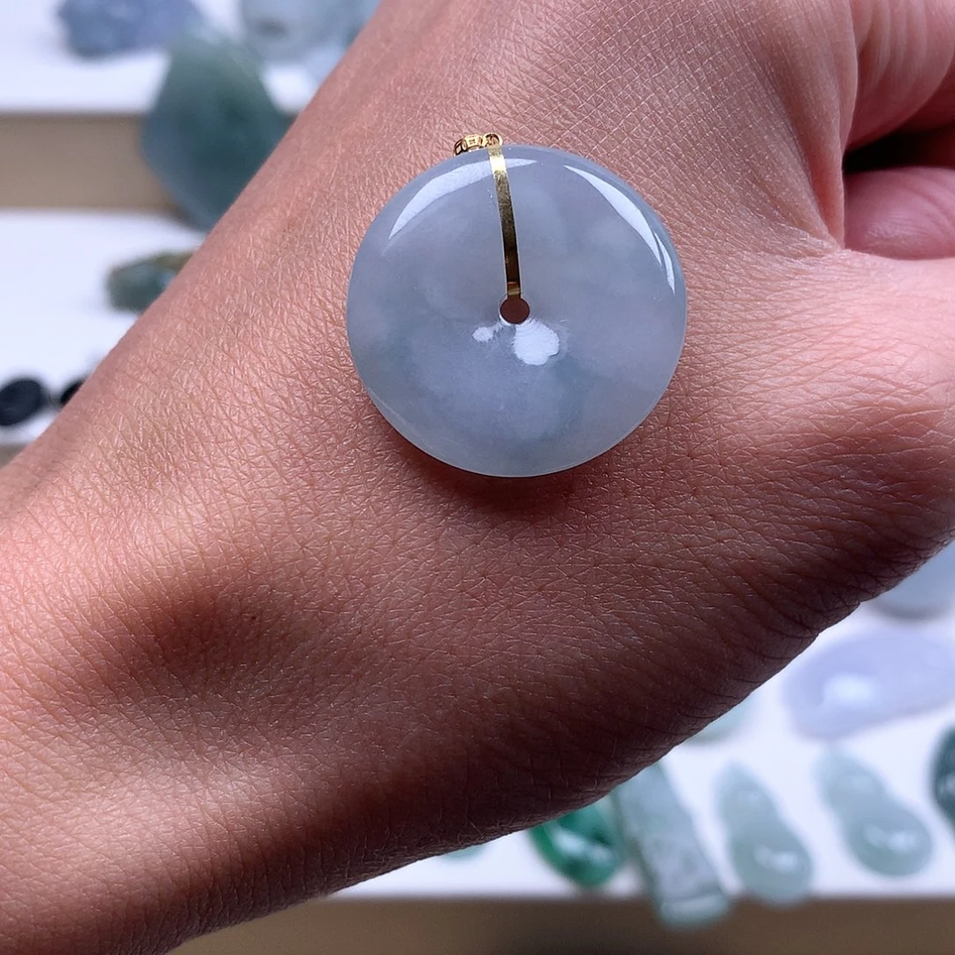 K***i翡翠未镶嵌颈饰翡翠88