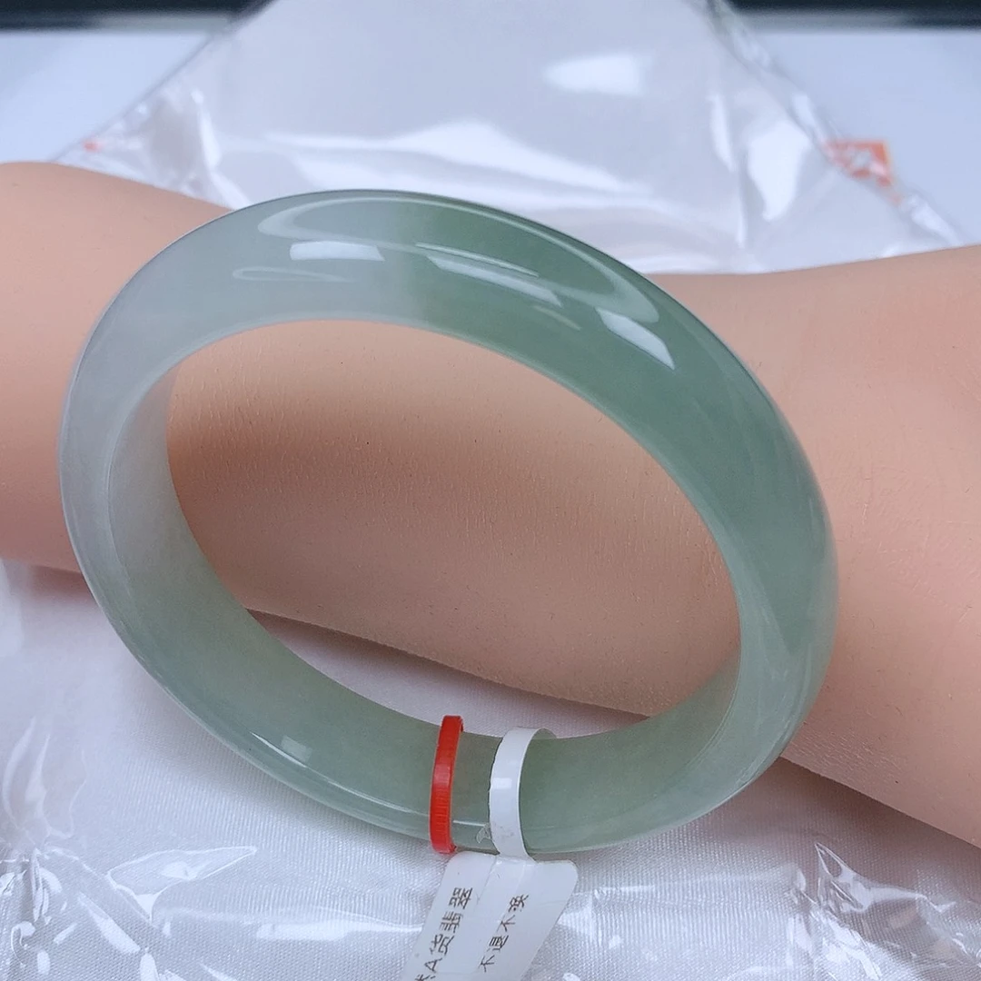【闪购商品】未镶嵌手镯翡翠，56