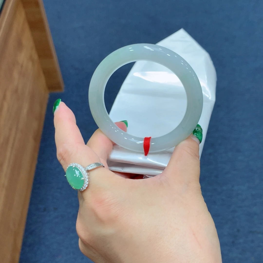 未镶嵌手镯翡翠买断