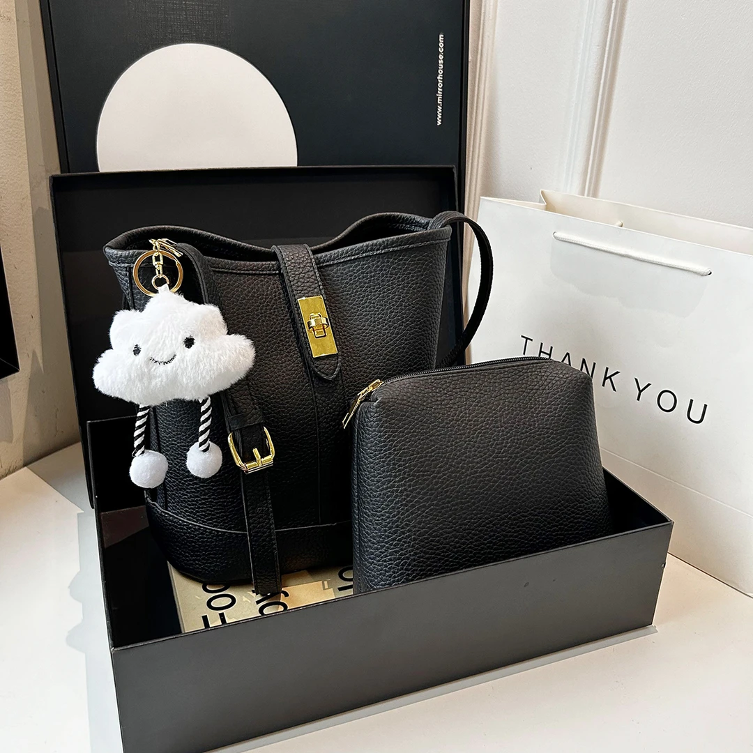 时尚手拎腋下水桶包女夏季新款百搭单肩包2025潮流休闲斜挎包8317