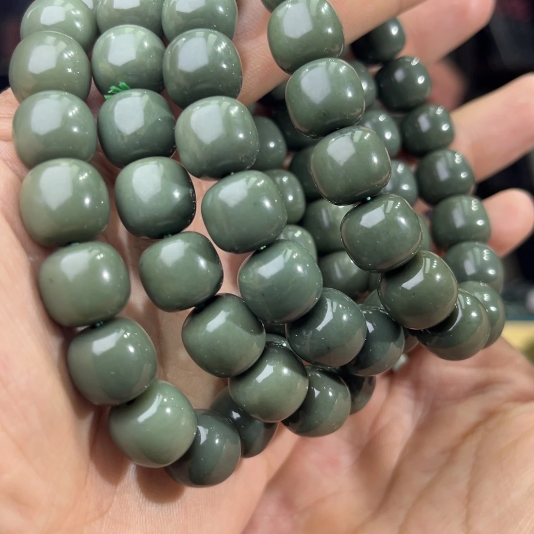 和田玉手串未镶嵌纯天然新疆沙枣青豆青12多样性发其一