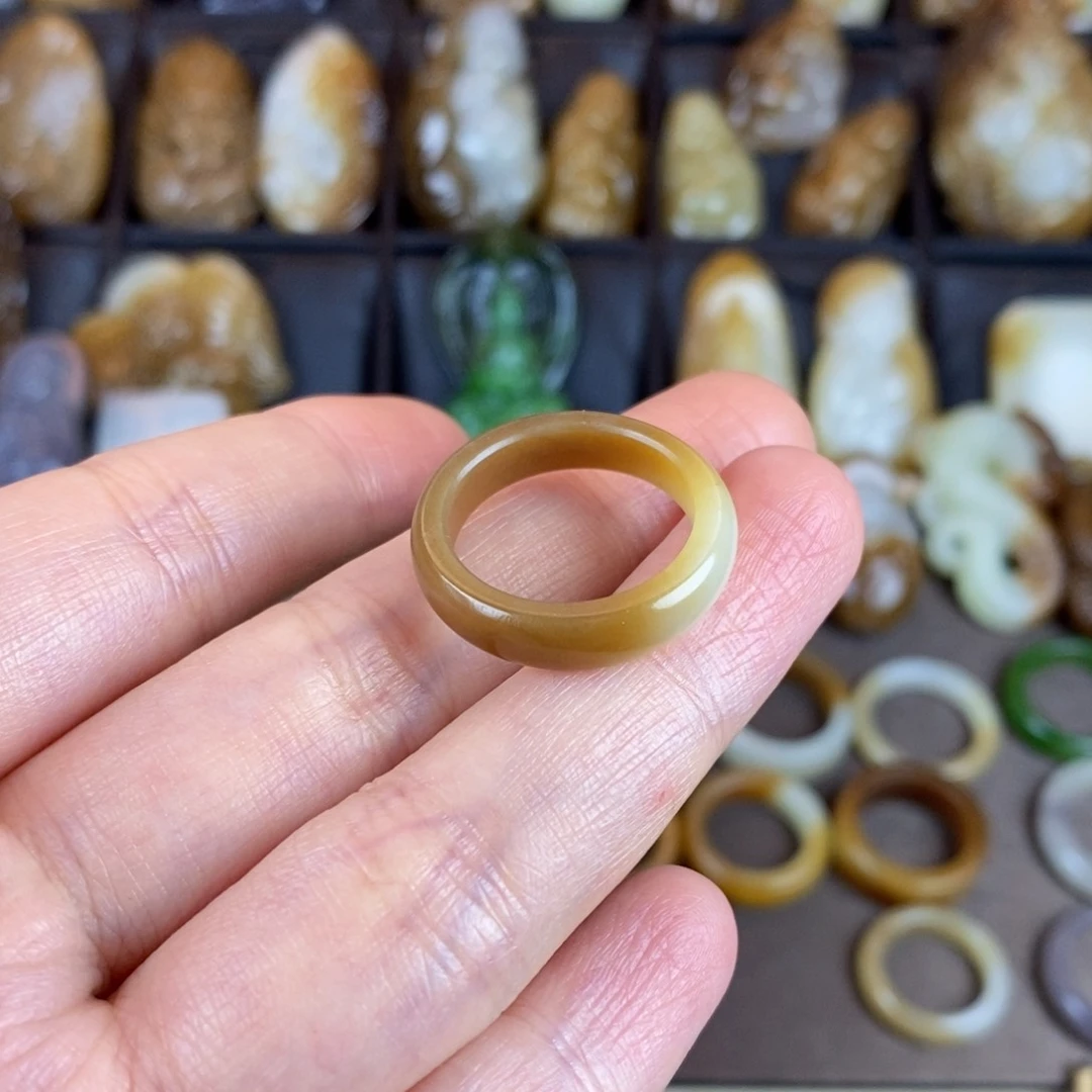 和田玉戒指未镶嵌