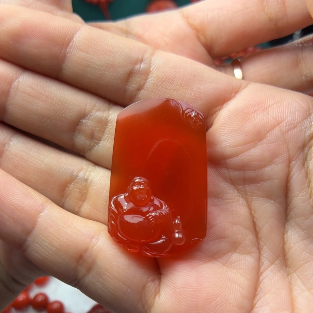达***叔南红玛瑙未镶嵌挂件