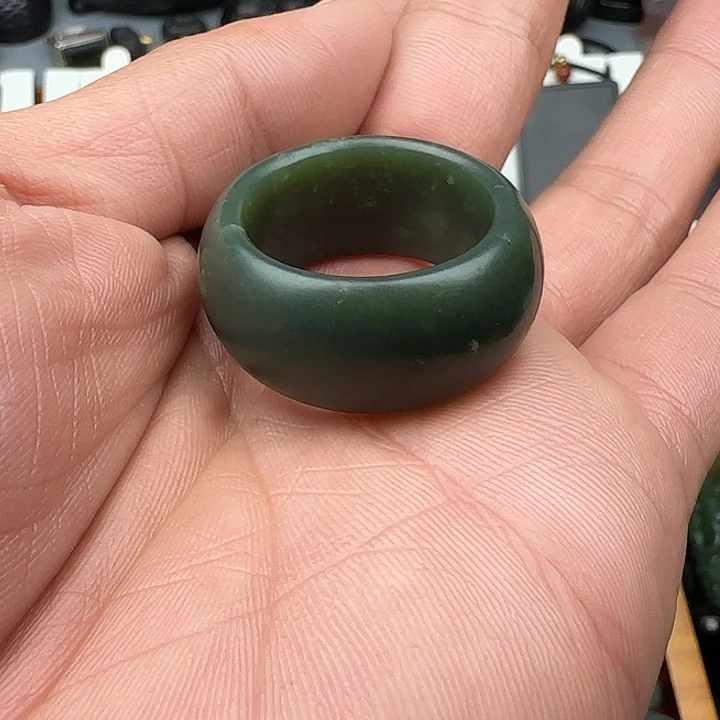 和田玉（青玉）颈饰未镶嵌福利扳指24圈口