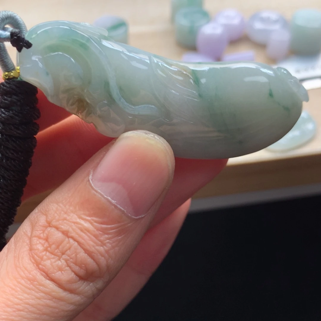 颈饰未镶嵌翡翠吊坠