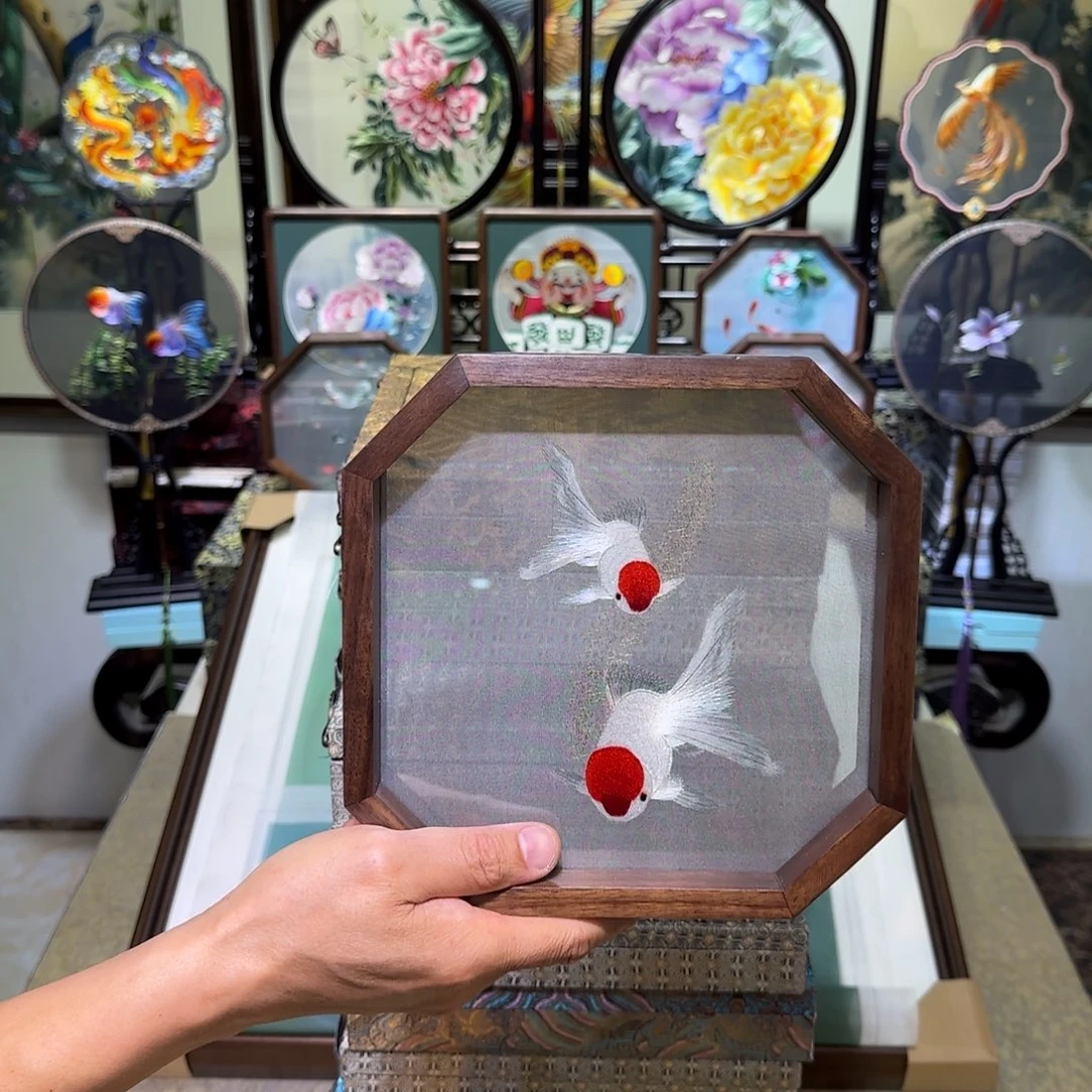 刺绣刺绣工艺精湛